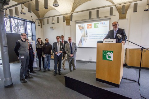 Reparatur ermöglichen: Wider die Wegwerfwirtschaft!